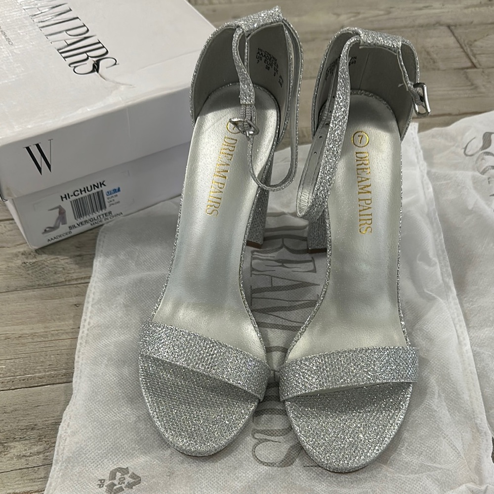 Dream Pairs Women's Silver Glitter Heels